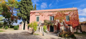Villa Morea-Relax in piscina Putignano